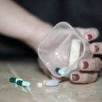オピオイドの副作用で便秘になるのはなぜ？治療薬と対策方法はある？　